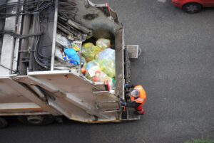 Accidentes de camiones de basura y camiones de trabajo en Orlando